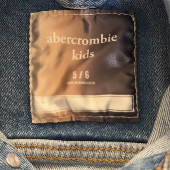 Abercrombie kids denim jacket - Picture 3 of 6